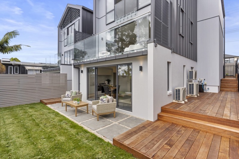 Devon Homes gallery image