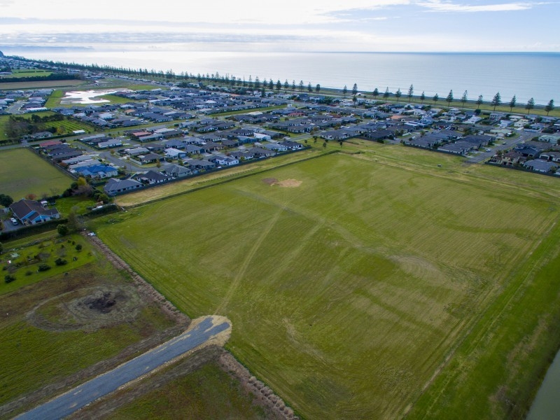 Te Awa Fields gallery image