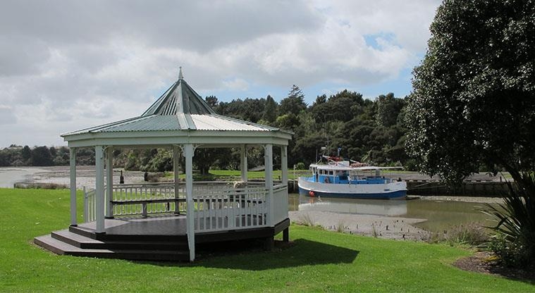 Waiuku Hamilton Drive Estate gallery image