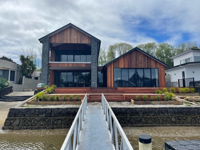 Pauanui Waterways Show Home cover image